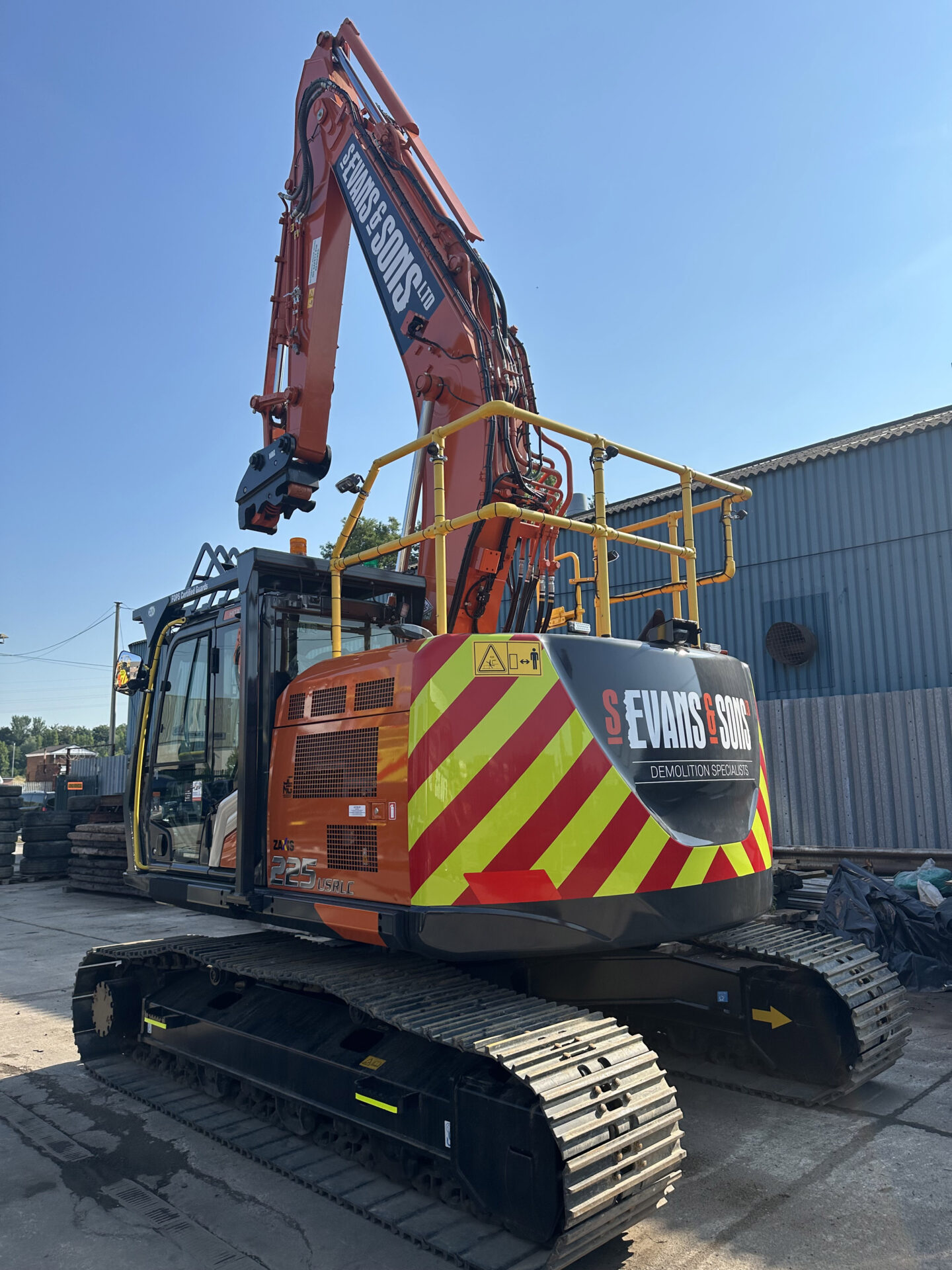 Fleet upgrade with £700k excavators 2